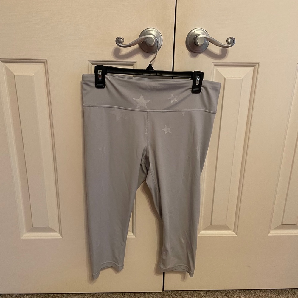 Gapfit Gray Cropped Leggings